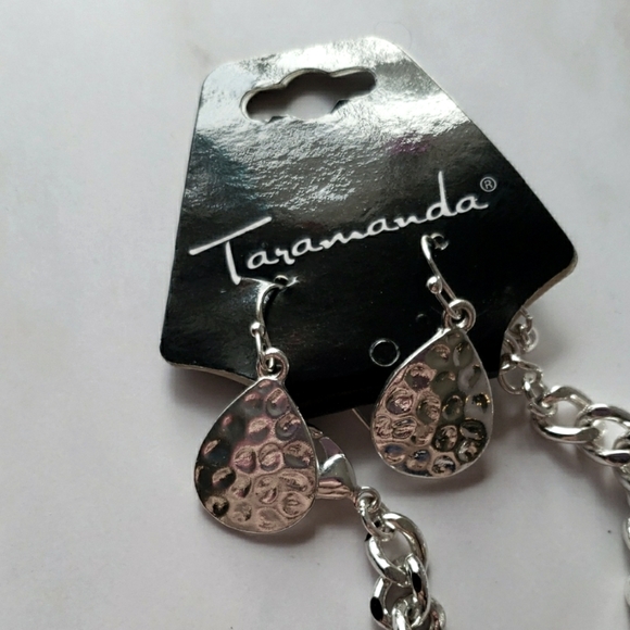 Taramanda Silvertone Pounded Textured Segmented Crescent Necklace & Earring Set - Picture 5 of 7